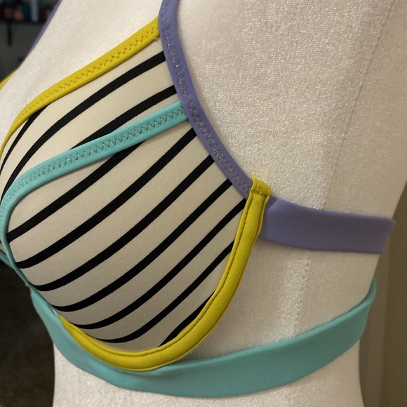 Victoria Secret Bikini Set EUC - Picture 8 of 11